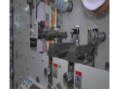 Ecoographix Automatic Adhesive UV Label Flexo Printer